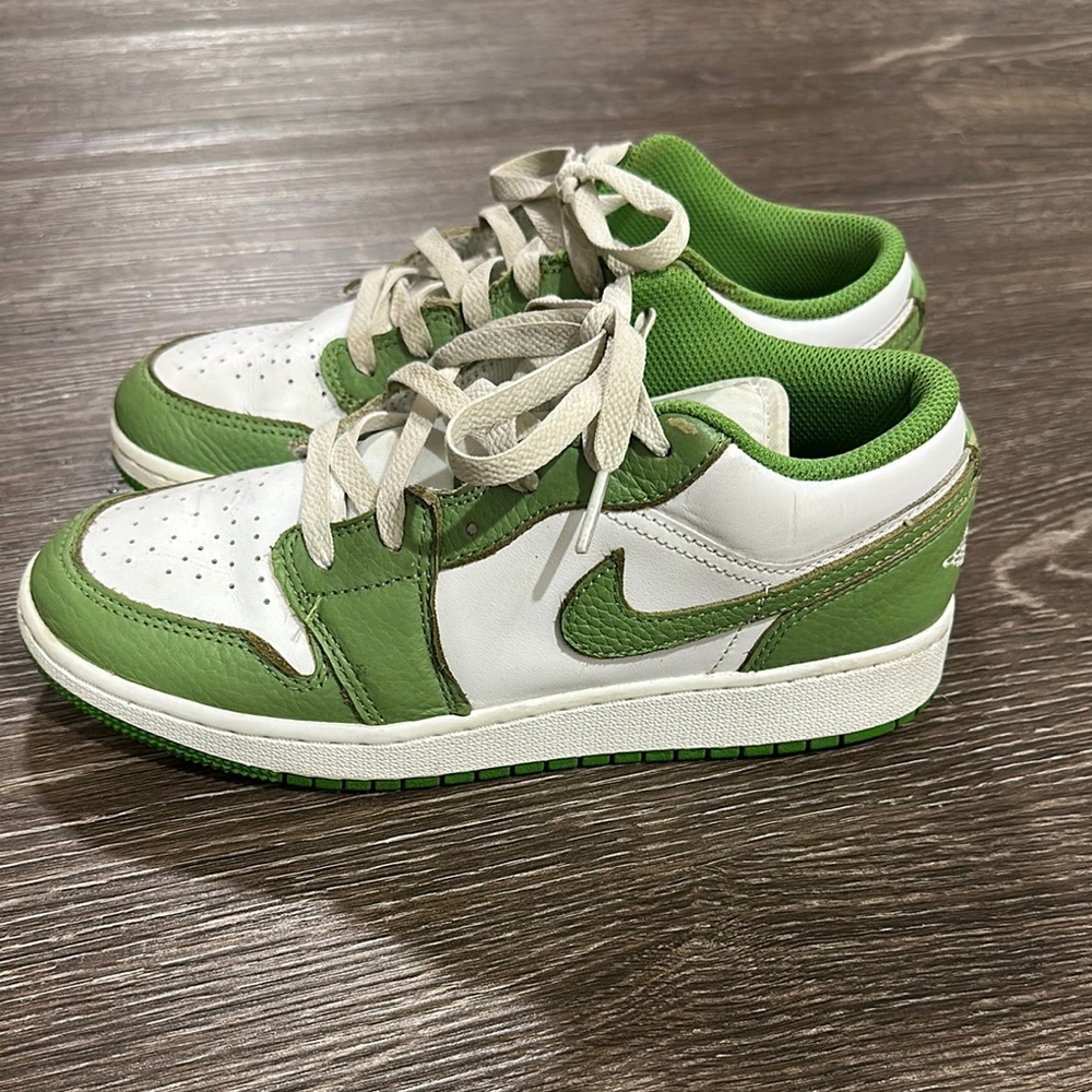 Jordan A1 low se Chlorophyll